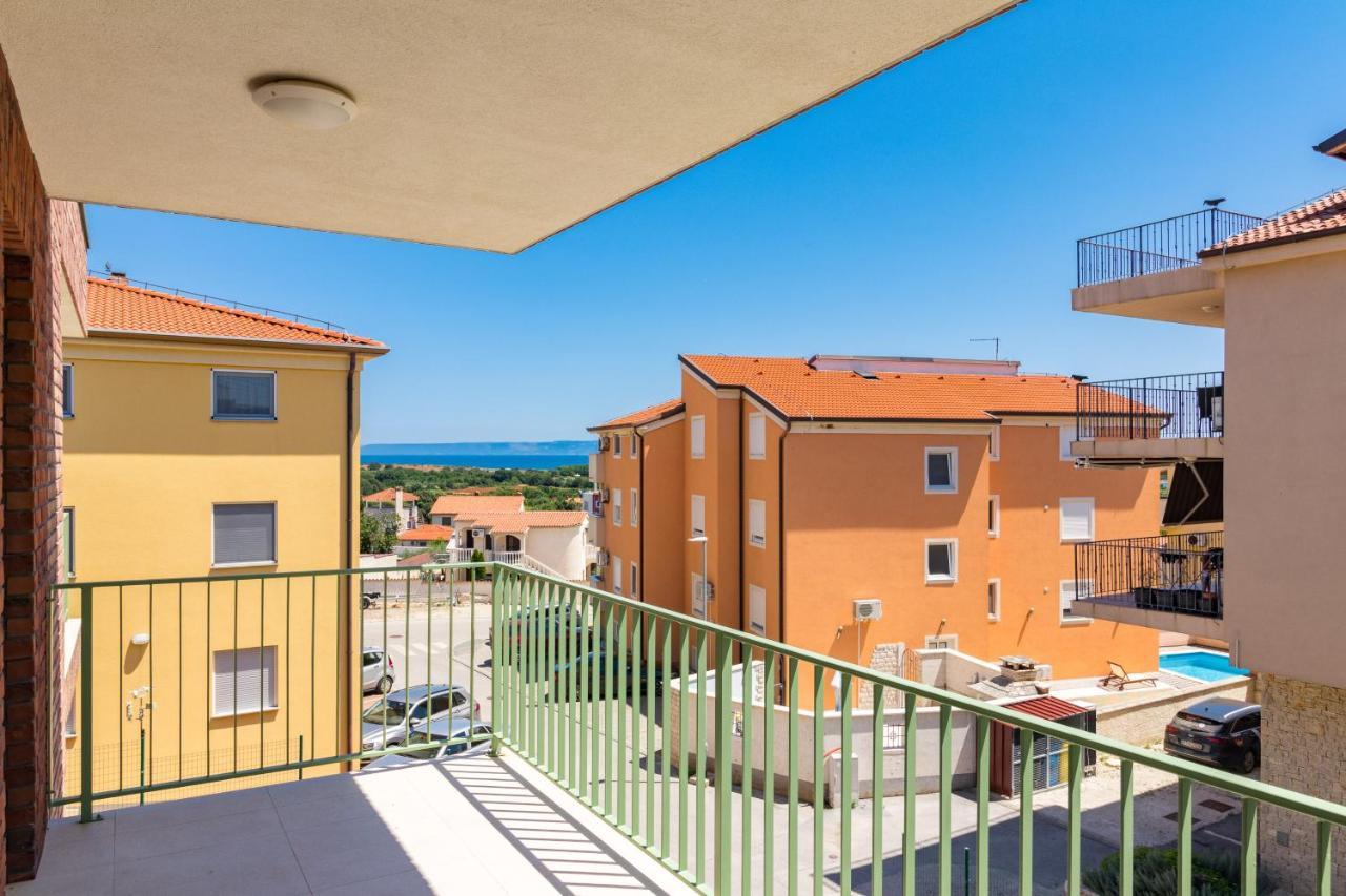 Apartments Anna Ližnjan Exterior foto